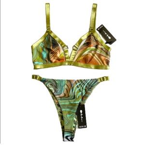 NWT poster girl retro swirl bikini